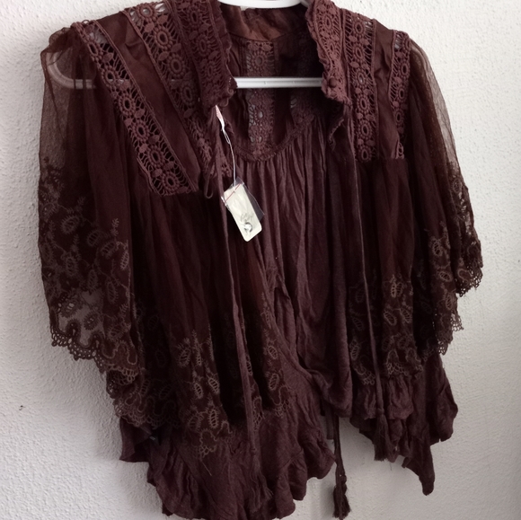 A beautiful top by free people - Picture 6 of 7